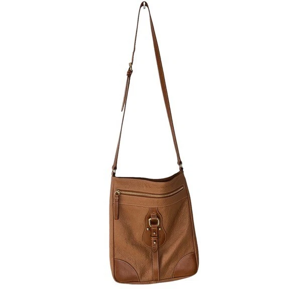 Bandolera plana rectangular de cuero granulado marrón camel Furla para mujer Foto 2 de 4