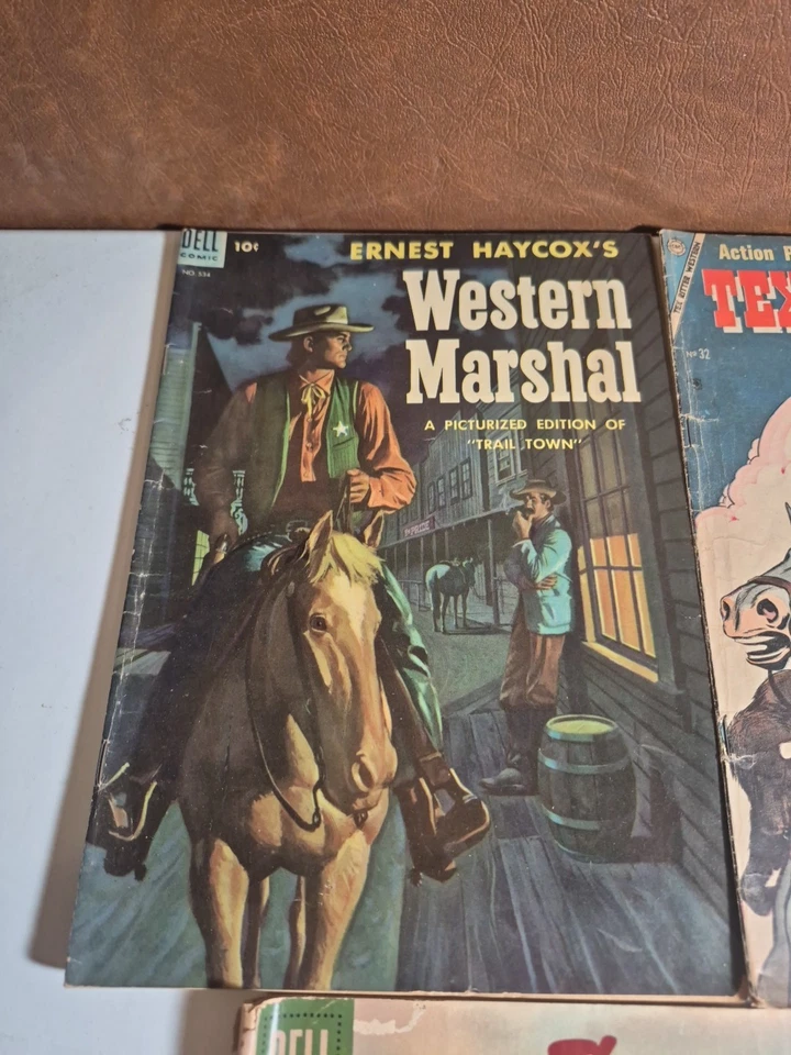 Western Comic Lot DELL COMICS - Image 3 of 4