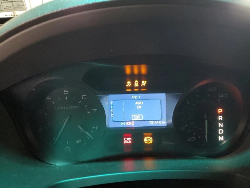 Used Speedometer Gauge fits: 2015 Ford Explorer MPH ID EB5T-10849-EA thru EF Gra Foto 2 de 4