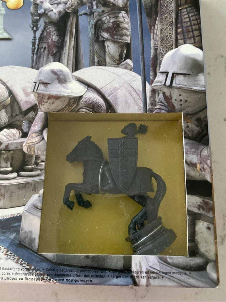 Mattel 2002 Harry Potter Wizard Chess Set New Sealed - Image 4 of 4