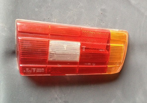 R407/  BMW 5er E12 Rücklicht Rücklicht Rückleuchte Taillight  Glas