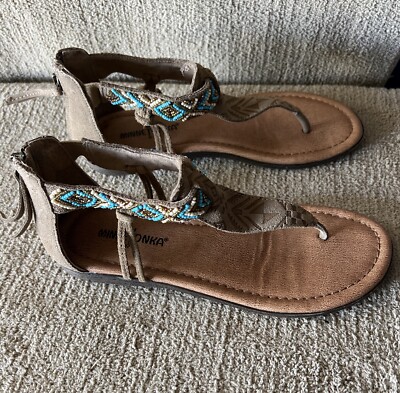 Minnetonka Antigua Taupe Leather Beaded BOHO Thong Zipper Sandals