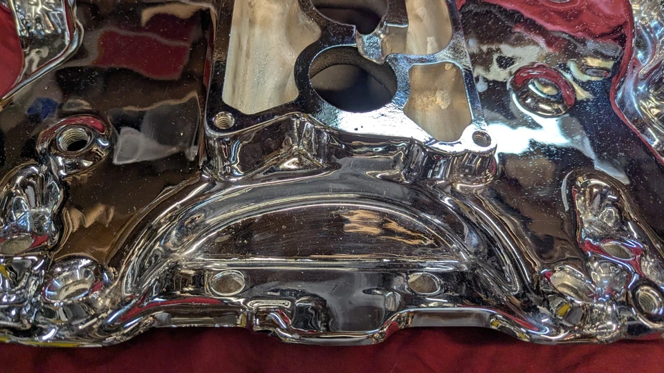 Colector de admisión de aluminio cromo 1976-1979 Cadillac Seville inyección de combustible antiguo Foto 3 de 4