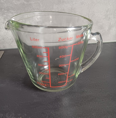 alter Pyrex Meßbecher 500 ml @ JAJ Glas Made in England @ Vintage