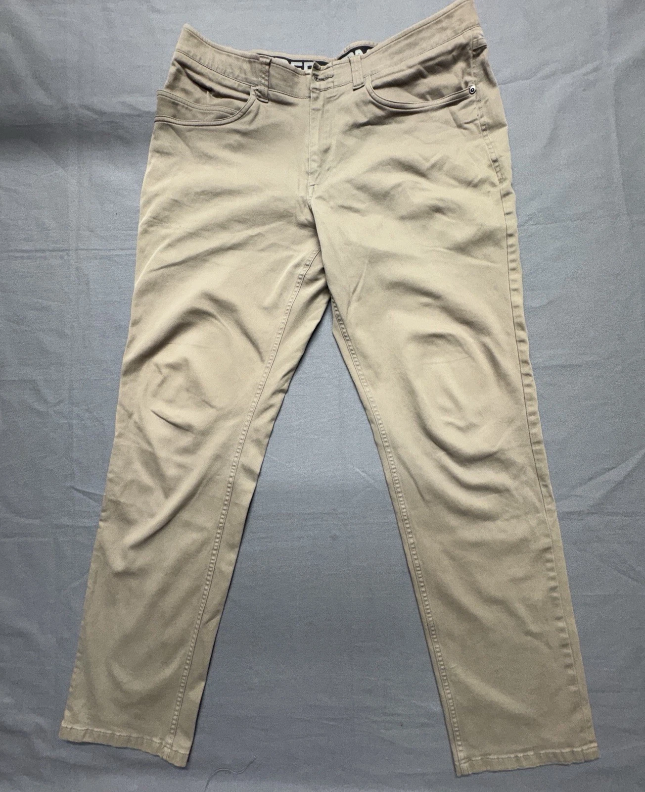 Under Armour Pants Mens 36x32 Beige Khaki Golf Chino Performance