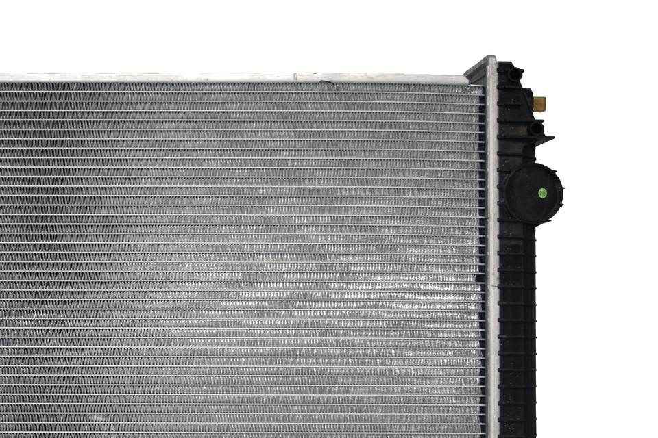 Radiator For 00-07 Freightliner Columbia Century Class FRE19 | eBay
