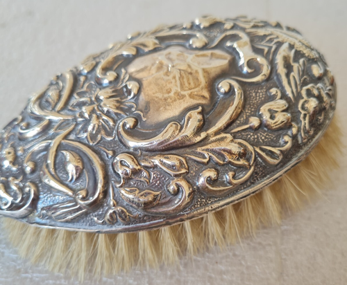 Large Antique Art Nouveau Sterling Silver Brush - Green Man & Birds - Picture 8 of 24