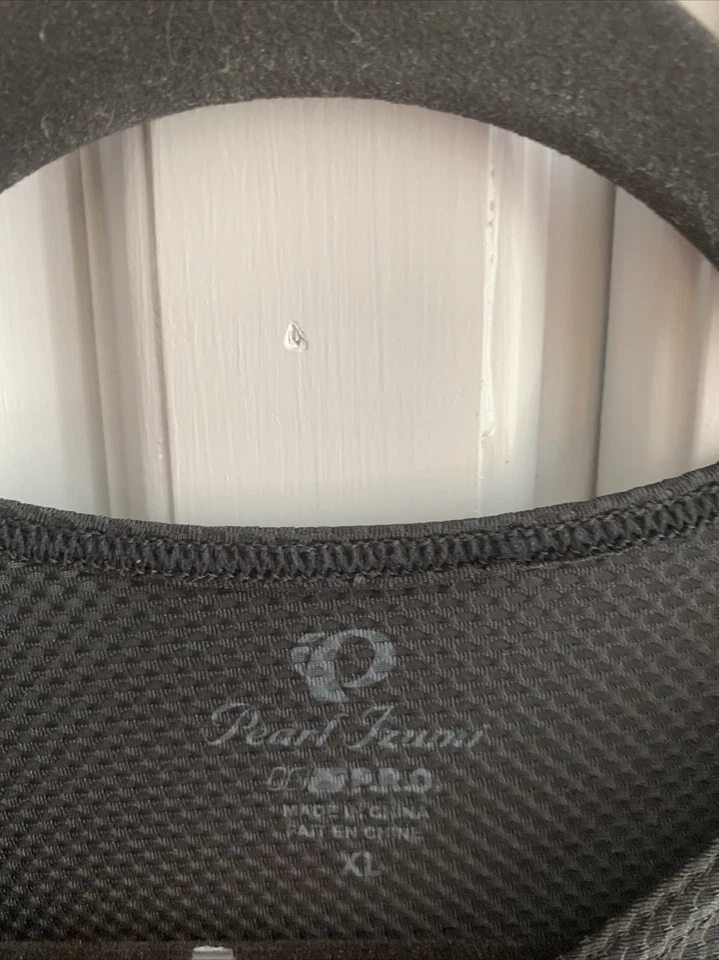 Pearl Izumi Women's W Transfer Short Sleeve Baselayer Tops, Black, X-Large - Image 4 of 4