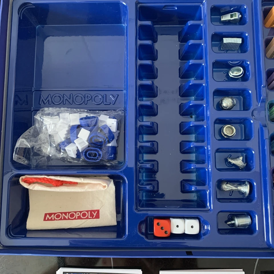 Monopoly Chelsea Football Club Edition Board Game - Image 4 of 4