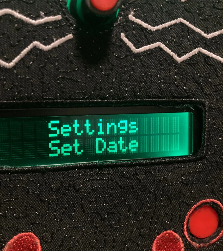 Phillipe the Left Bank cat clock Alleykat original artisan electronic art piece. - Image 4 of 4