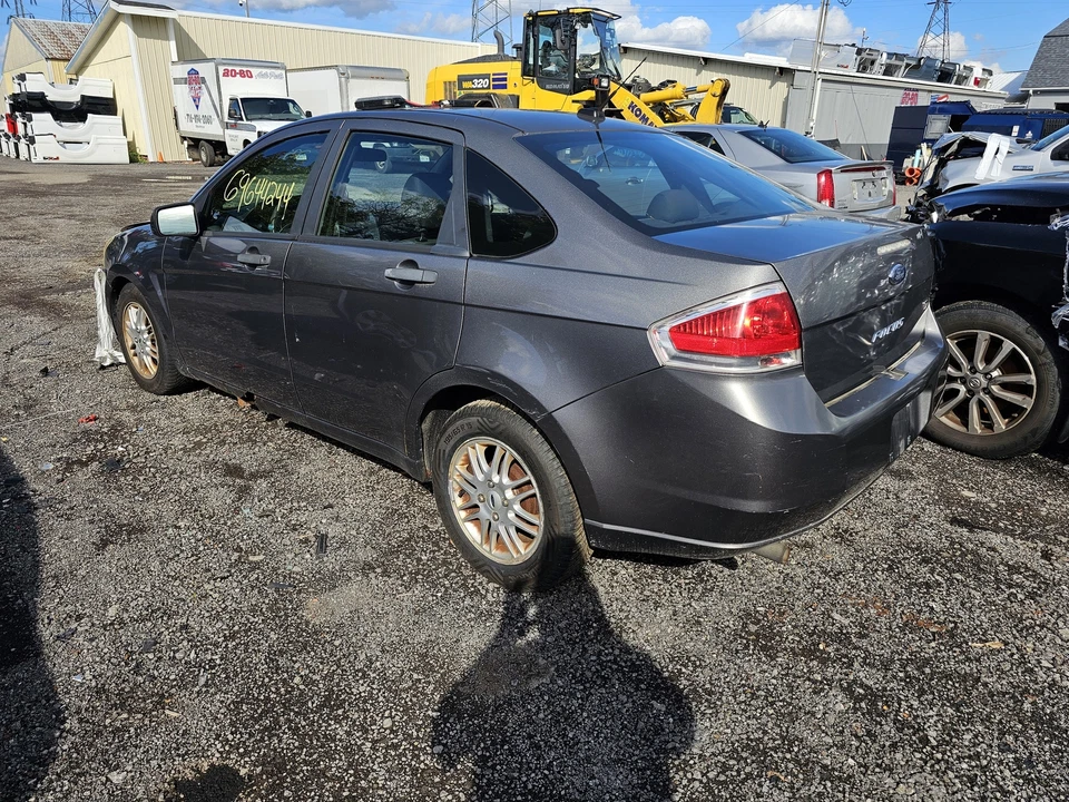 Condensador de aire acondicionado usado se adapta a: Ford Focus 2009 grado A Foto 2 de 4