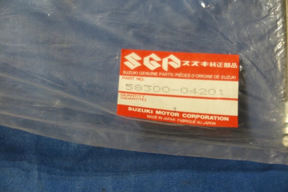 Suzuki LT50 86-06 Throttle Cable Genuine OEM 58300-04201 - Image 2 of 3