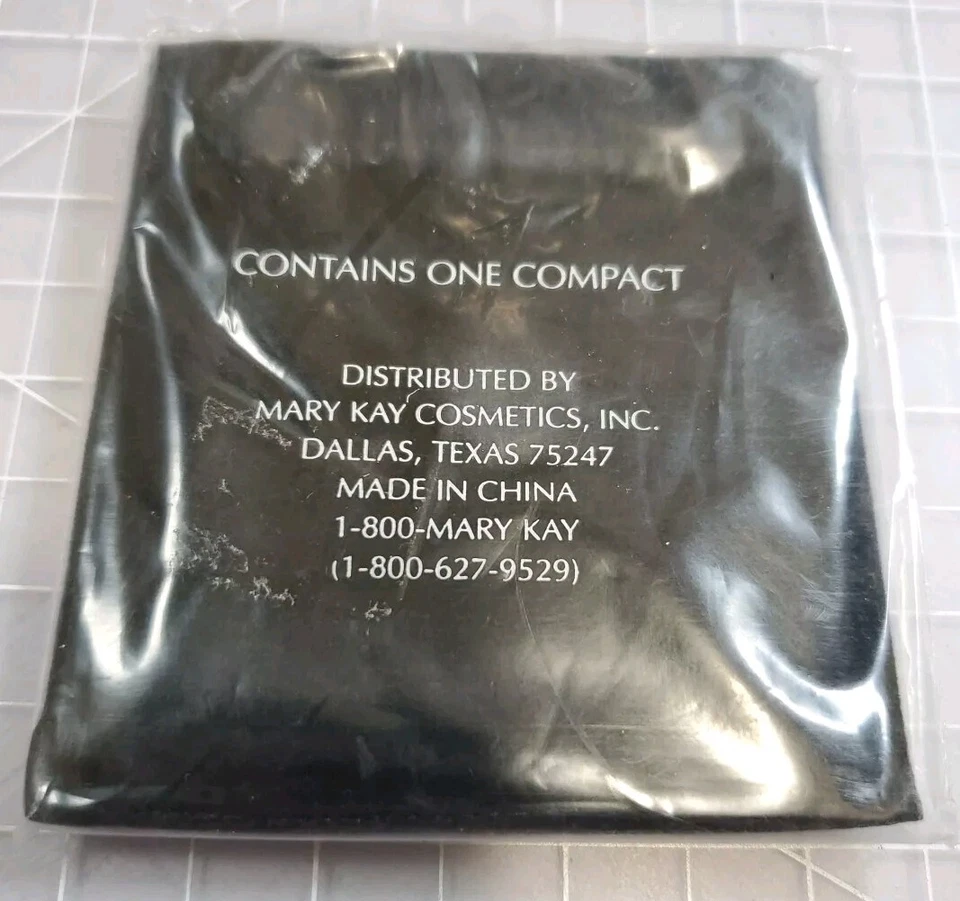 MARY KAY Travel MIRROR in BLACK POUCH ~ Silver Toned ~ 2 Sided ~ DISCONTINUED - Image 2 of 3