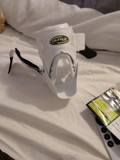 Ultra Zoom Ankle Brace Long Lasting Support Fits Either Ankle S/M Black