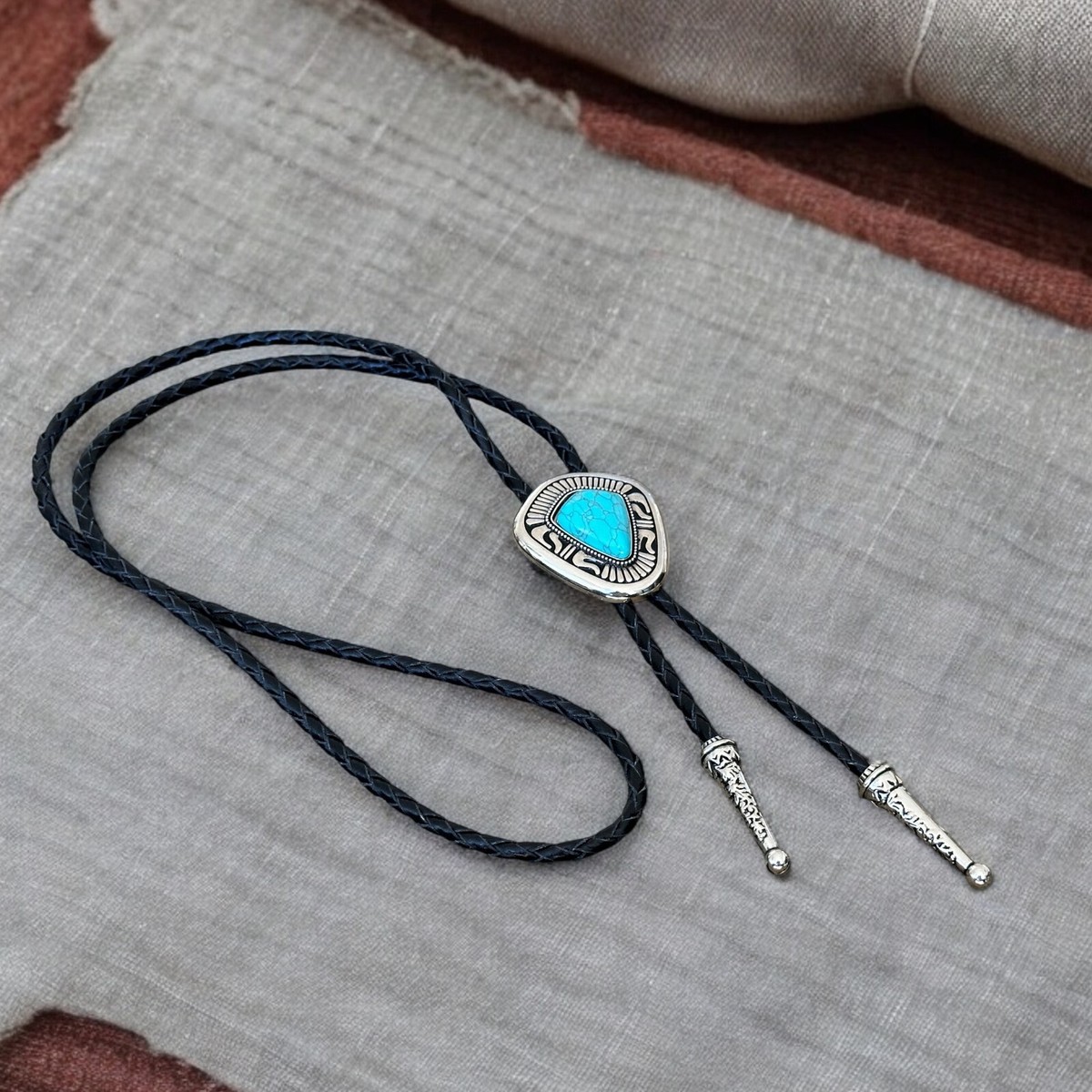 Buy Vintage Cowboy Bolo Tie - Gifts For Him Mens Necklace Accessories Rodeo Tie Indian Leather Cowboy Necktie - Bola Tie Bronco Horse Groomsmen Online In India - Foto 7