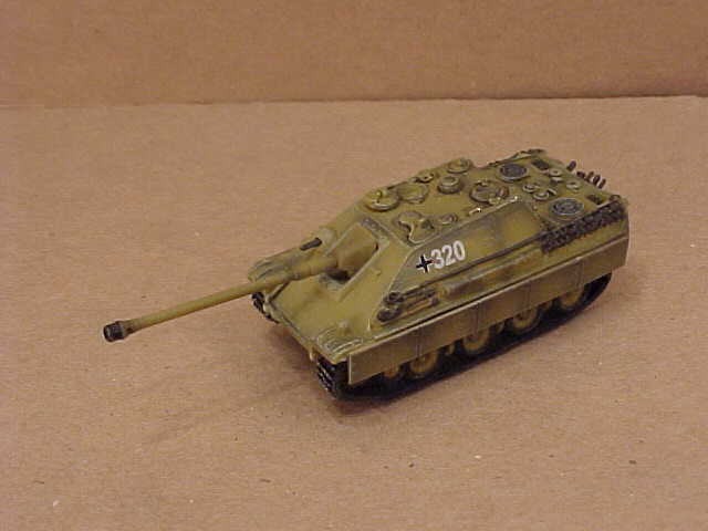DRAGON CAN,DO #20019-C 1/144 German Sd.Kfz.173 Jagdpanther, Panzer-Lehr, Humgary