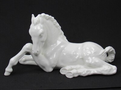 Vintage MEISSEN White Porcelain Young Horse Colt Foal Lying Down Sculpture