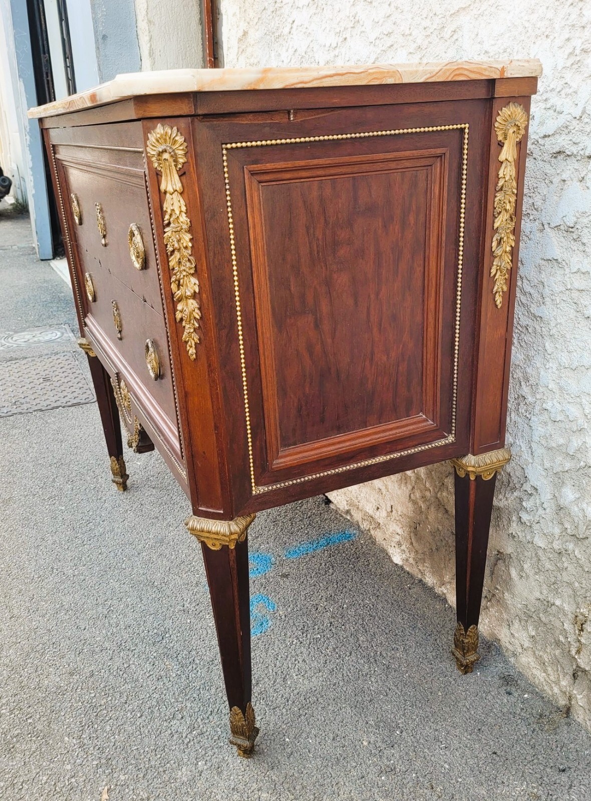Picture 5 of 17