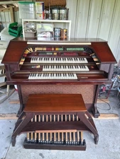 Thomas Solid State Electric Organ Model 821C 1960’s 