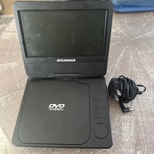 Sylvania SDVD7040B 7” LCD Portable DVD Player CD Player-swivel Screen Tested .