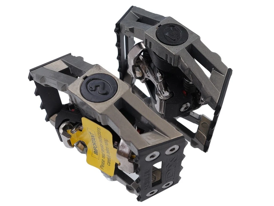 Vintage Shimano DX PD-M646 SPD Clipless Pedals w/Cleats Gravel BMX DH MTB Racing - Image 4 of 4