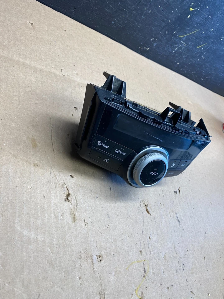 Toyota Prius V 2014 climatizador calefacción aire acondicionado panel de control OEM T4475 DG Foto 3 de 4