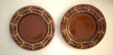Pair of Rowe Pottery Works Bob Timberlake Old Salem Collection Plates
