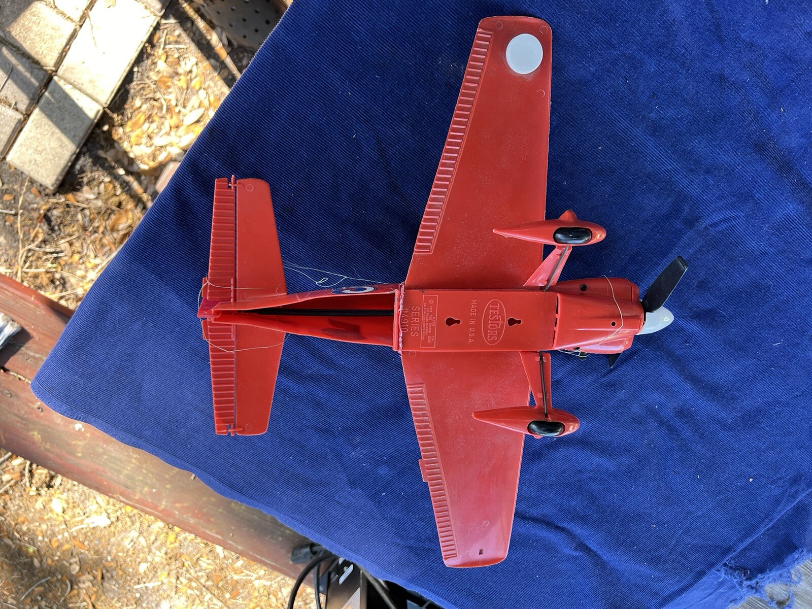 Cosmic Wind Vintage Testors Control Line Model Airplane .049 Engine Cox