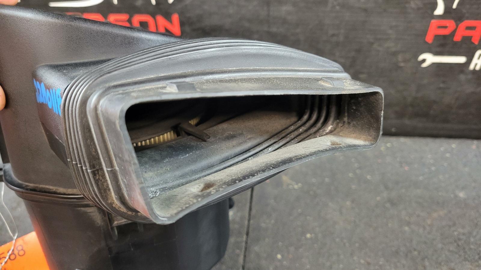 2014 MASERATI GHIBLI 3.0 DRIVER LEFT AIR CLEANER FILTER BOX
