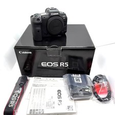 Canon EOS R5 530712