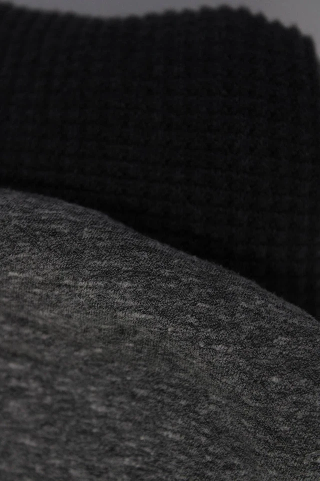 Velvet by Graham & Spencer Xirena Womens Sweater Top Size Small Medium Lot 2 - Image 2 of 3