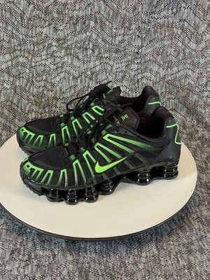Nike Shox TL Sneaker Men's Size 8.5 Black / Green Strike AV3595-012