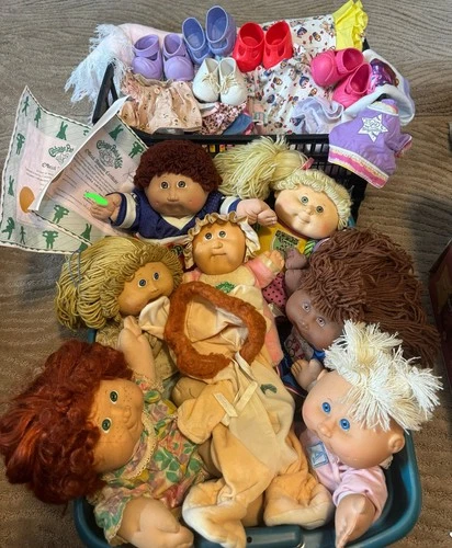 Lot Of 7 Vintage Cabbage Patch Dolls And Accessories (not All CPK )
