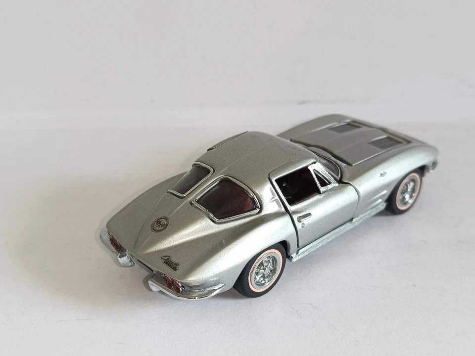 Chevrolet Corvette - Franklin Mint 1:43 - Immagine 2 di 4