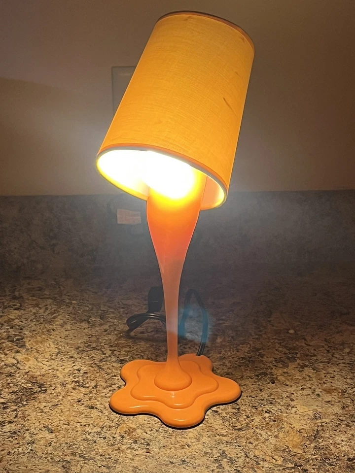 LumiSource Woopsy Yellow Table Lamp Paint Spill Retro Pop Art MCM Plastic -Works - Image 3 of 4