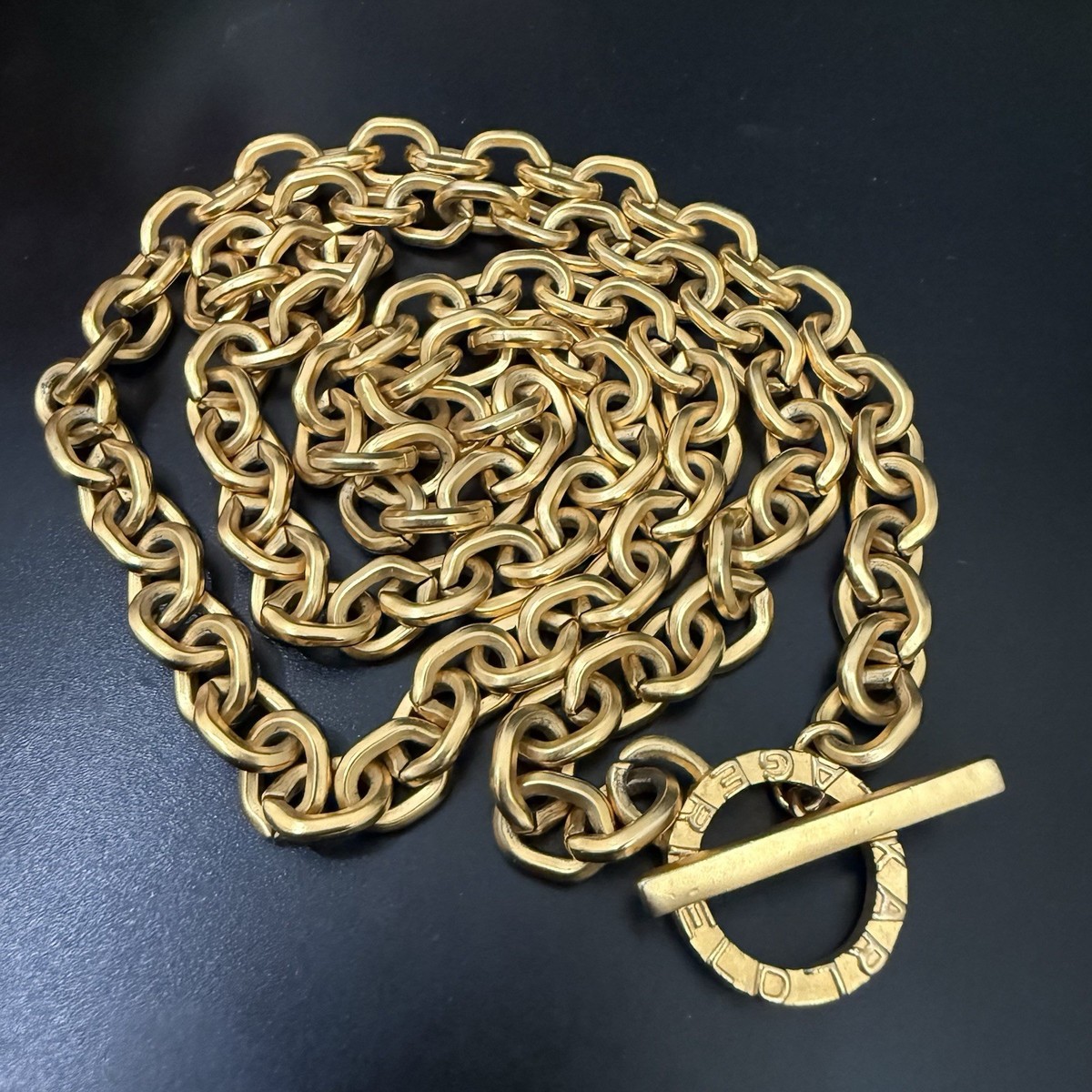 Karl LagerfeldヴィンテージネックレスH26 Vintage KARL LAGERFELD Gold-tone Chunky Chain Toggle Necklace 36