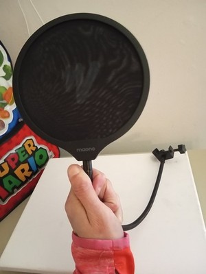 Maono Microphone Pop Filter Screen, Flexible Gooseneck Clamp Mount, Black