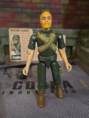 GI JOE ~ 1982 ROCK N ROLL ~ VERY TIGHT ~ STRAIGHT ARM O.G. ~ 100% COMP & CARD