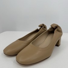 Everlane Italian Leather Day Heel Light Taupe 6.5 Women's Elastic Back Comfort