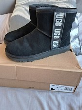 Ugg Boots Mini Side Logo Size 5