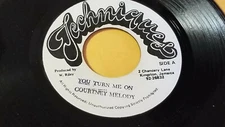 COURTNEY MELODY - YOU TURN ME ON /REGGAE 7" TECHNIQUES LABEL