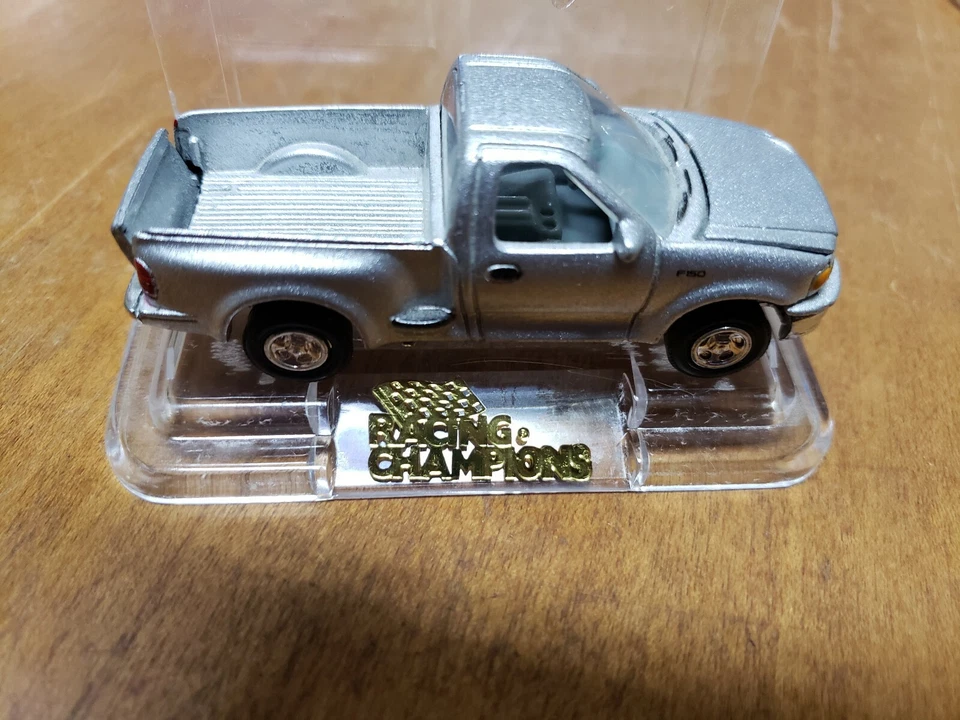 Racing Champions RC 2000's Ford F-150 Step Side Pickup Truck silver (FC-51-3) - Image 3 of 3
