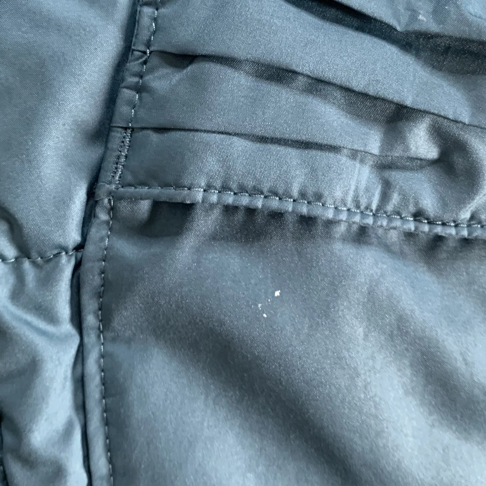 Patagonia Mujer Pequeño Verde Puffer Senderismo Botón Chaleco Chaqueta Aire Libre Informal Foto 3 de 4