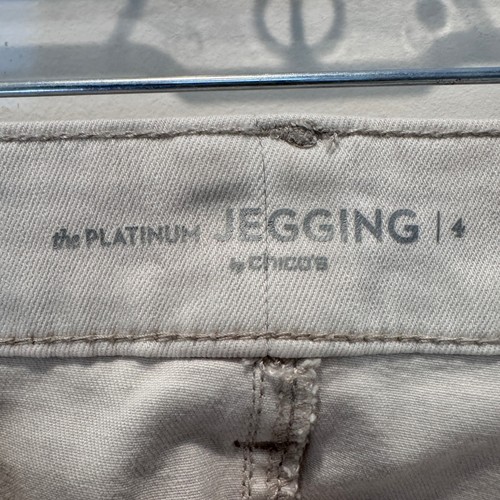 Chicos Size 4 Platinum Jegging Slim Fit Tapered Leg Light Wash Jeans - Picture 7 of 7
