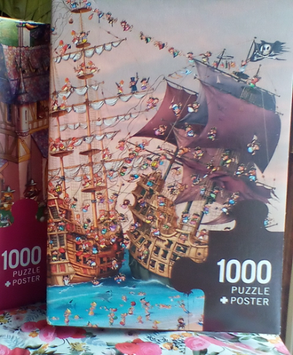 Heye Puzzles - Triangular , 1000 Piece jigsaw - Corsair, Ruyer