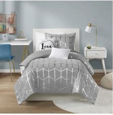 Intelligent Design Gray Raina 4-Pc. Duvet Cover Set Size Twin/Twin XL