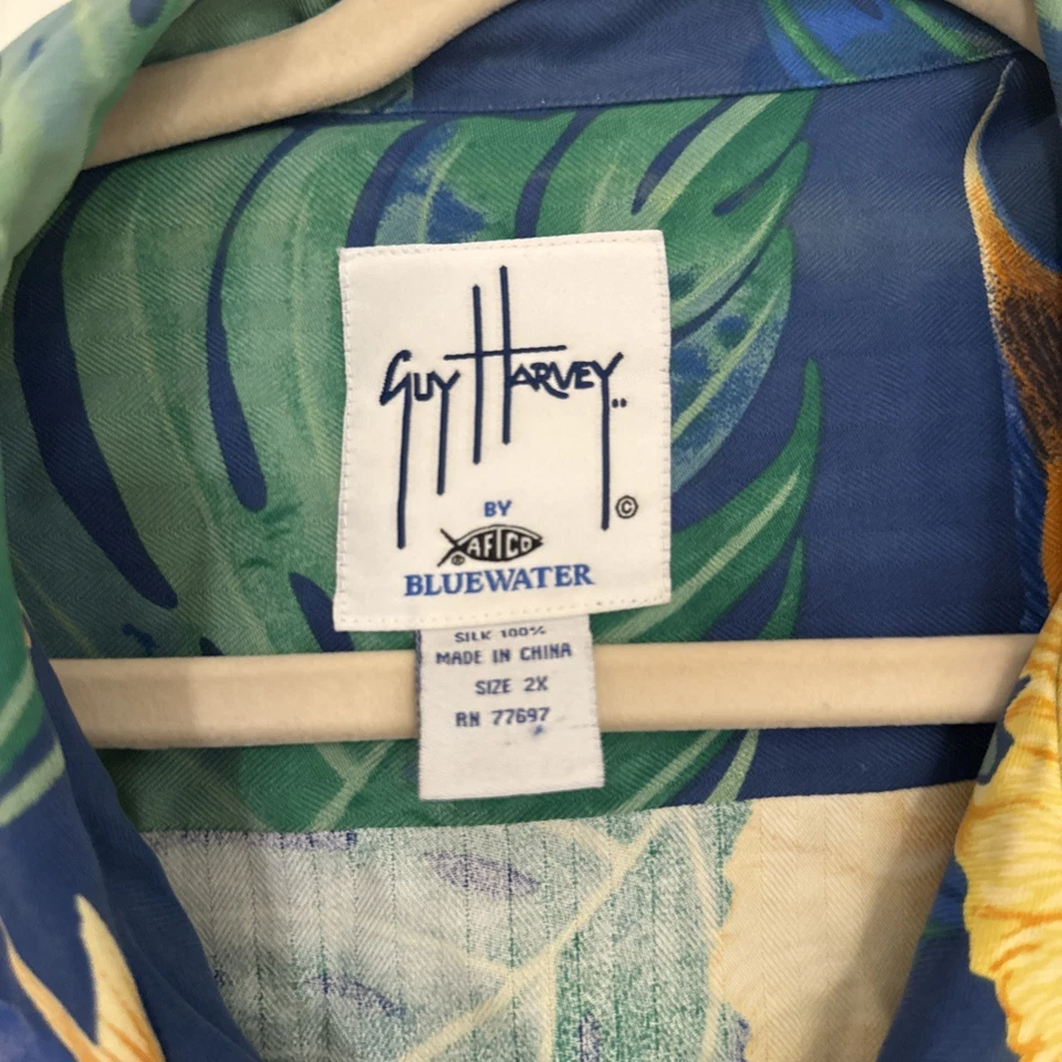Camisa Guy Harvey Para Hombre 2X Azul Estampado de Peces y Flores Foto 2 de 4