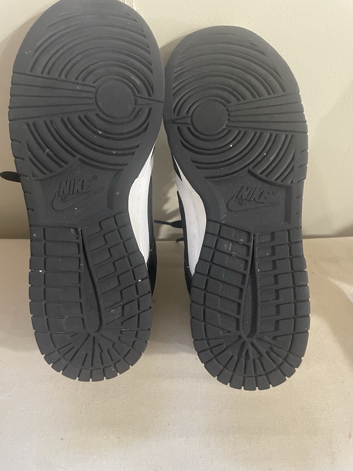 Nike dunks - image 7