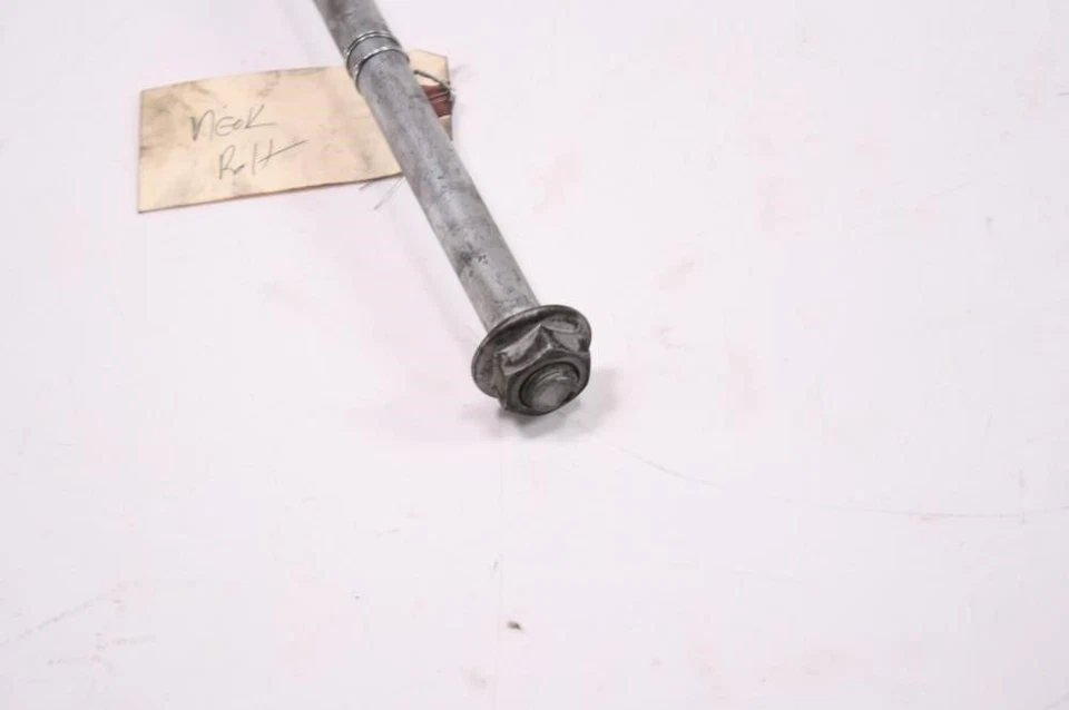 Задний поворотный болт рычага 04 BMW R1150 GS - Изображение 2 из 4