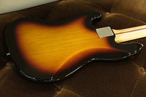 Fender Japan Hybrid II Jazz Bass V / 3-Color Sunburst - Picture 2 of 10